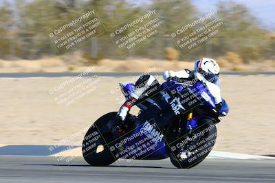 media/Jan-09-2022-SoCal Trackdays (Sun) [[2b1fec8404]]/Turn 6 (1035am)/